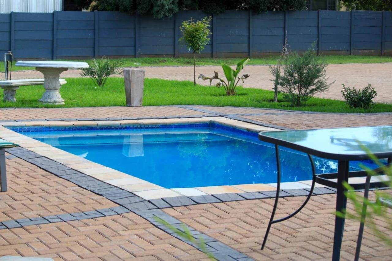Tranquility Guesthouse Standerton Exterior foto